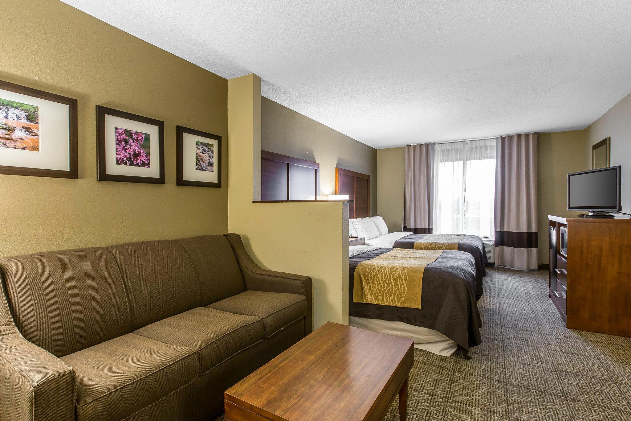 Comfort Inn & Suites Peachtree Corners Norcross Exterior photo
