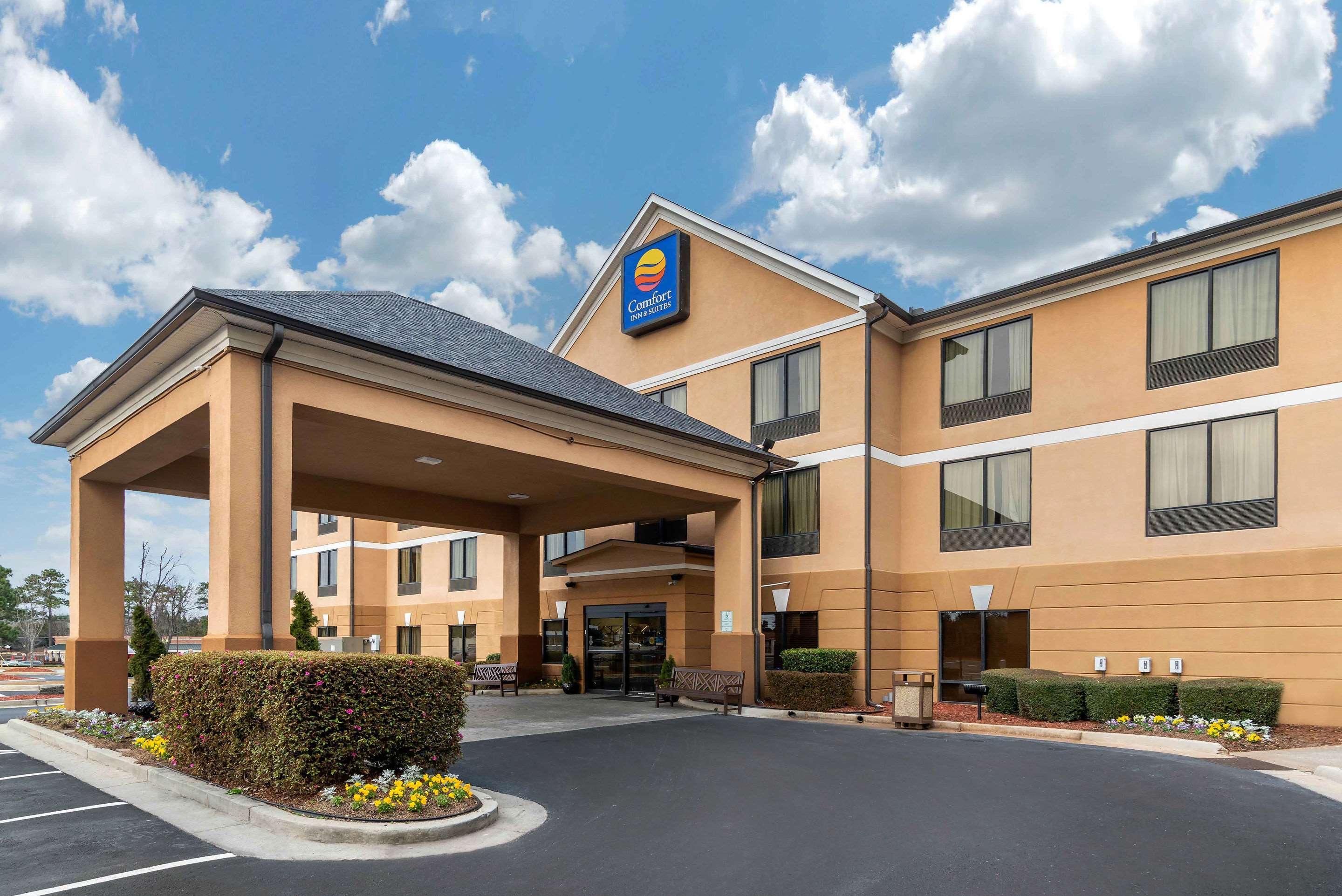 Comfort Inn & Suites Peachtree Corners Norcross Exterior photo